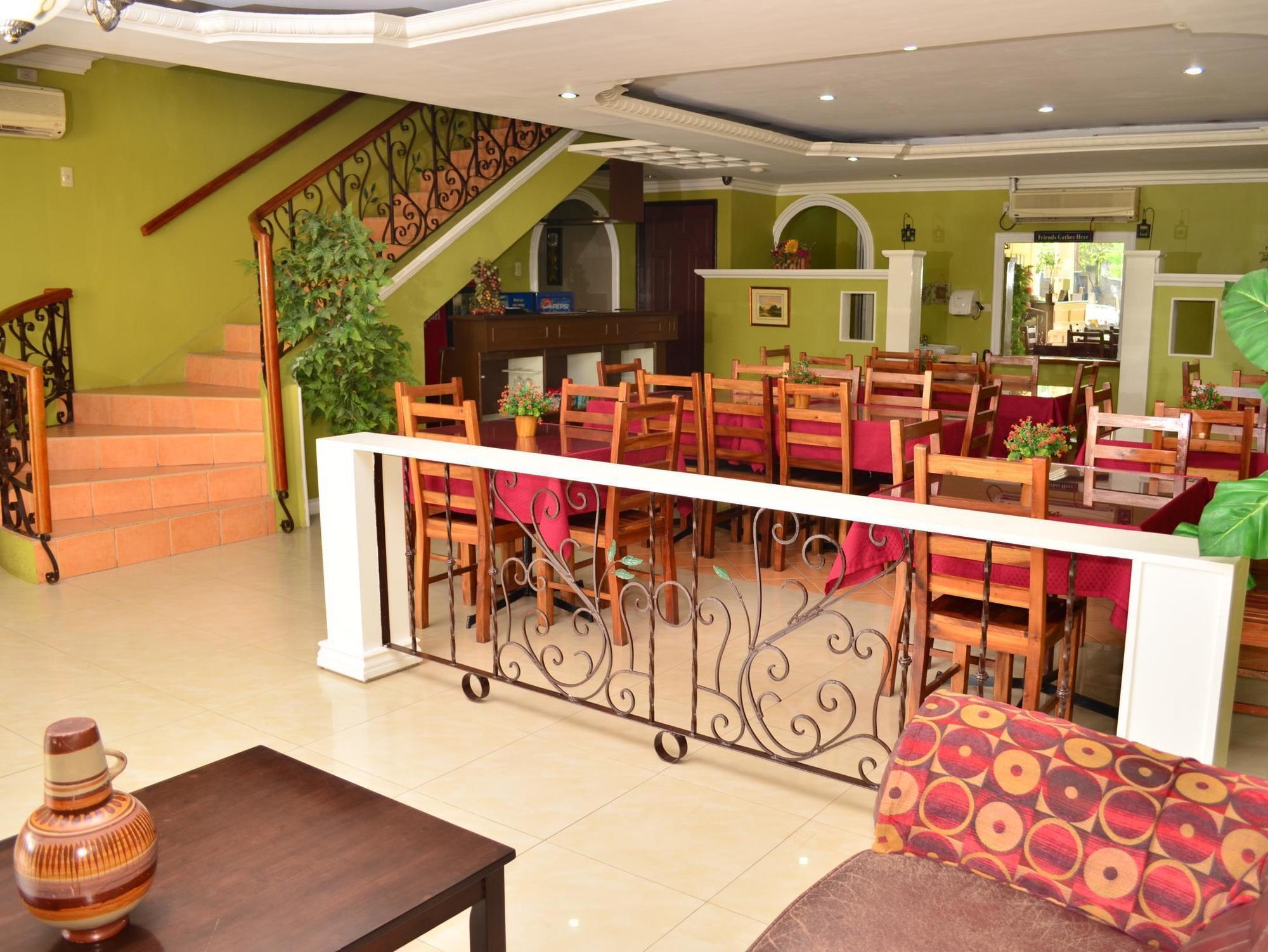 El Portal Inn Tagbilaran City Ngoại thất bức ảnh
